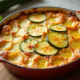 Gratin de courgettes et pommes de terre doré vu de dessus